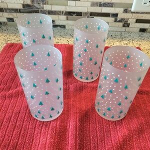 Frosted Holiday Glasses 4